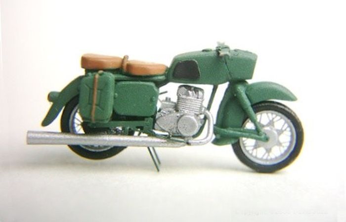 Hauler Models 1/87 German MZ 250 Motorcycle Civil Version 