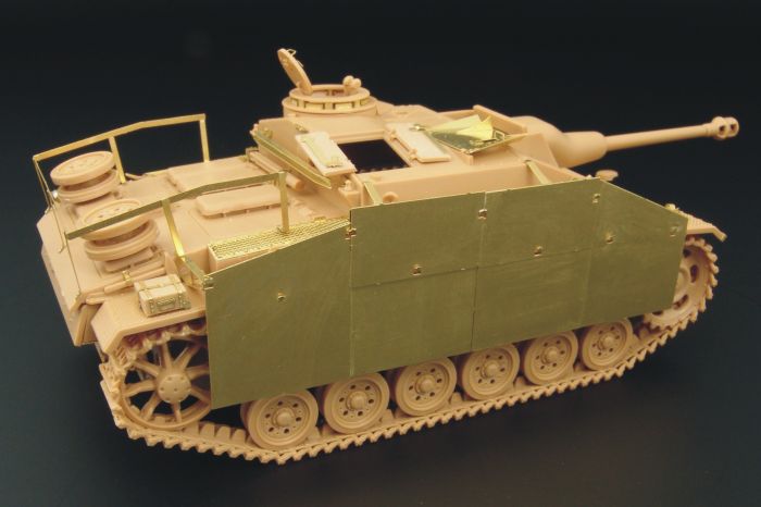 Schürzen StuG.III Ausf.G Früh early Ätzteile 1:48 Tamiya Modell-Bausatz eduard 