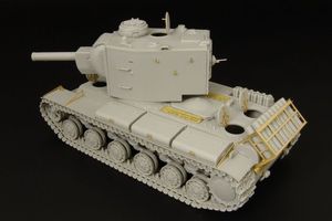 Pz Kpfw 754( r ) KV-2  HobbyBoss 