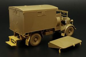 British 2-Ton 4x2 Ambulance (Austin K2) for Tamiya