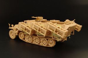 Sd Kfz 251 STUKA Zu Fuss (TAMIYA)